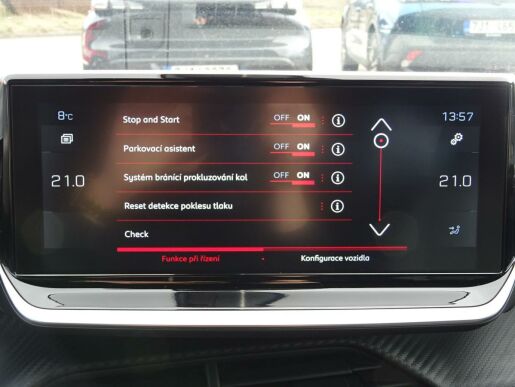 Peugeot 2008 ALLURE PACK 1.5 BHDi 130 EAT8