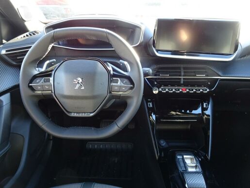 Peugeot 2008 ALLURE PACK 1.5 BHDi 130 EAT8