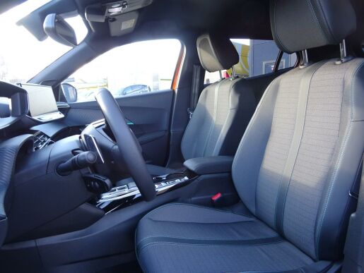 Peugeot 2008 ALLURE PACK 1.5 BHDi 130 EAT8