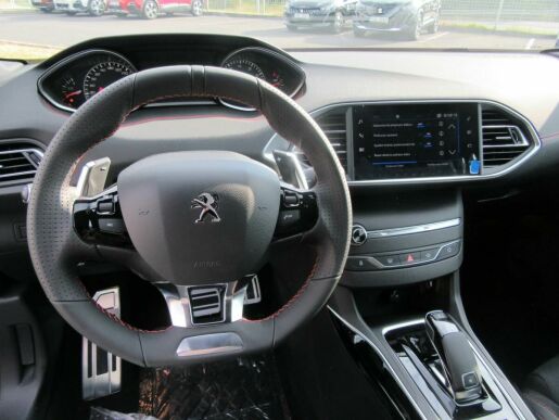 Peugeot 308 GT-line 1.2 PureTech 130k EAT8