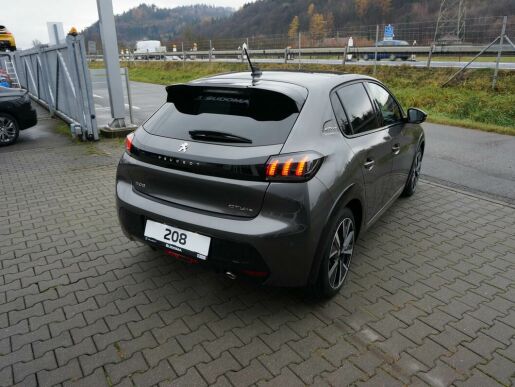 Peugeot 208 1.2 PureTech GT line 100k EAT8