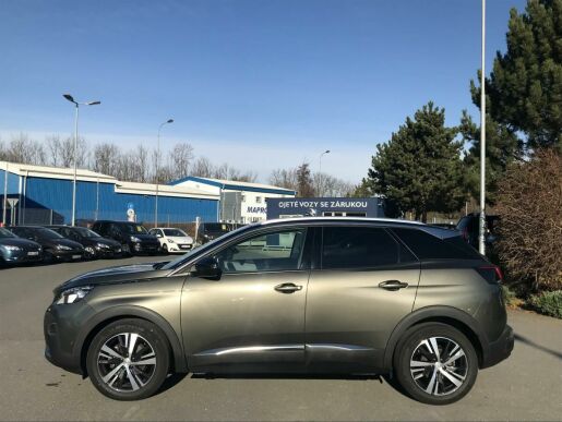 Peugeot 3008 1.2 PureTech ALLURE 130k MAN6