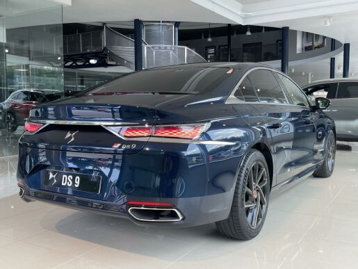 DS Automobiles DS9 1.6 PureTech PERFORMANCE LINE