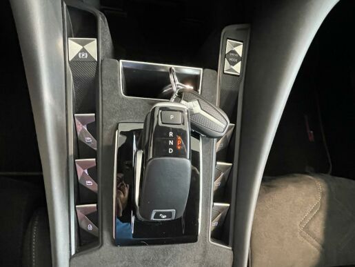 DS Automobiles DS9 1.6 PureTech PERFORMANCE LINE