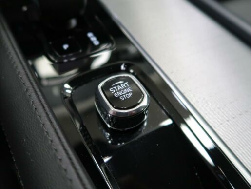 Volvo XC90 2,0 B5 AWD AUT Plus Bright
