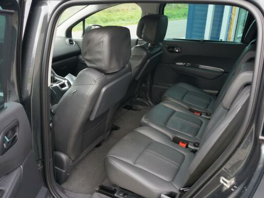 Peugeot 5008 ALLURE 2.0HDI 150k 7MÍST MAN6