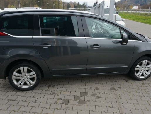 Peugeot 5008 ALLURE 2.0HDI 150k 7MÍST MAN6