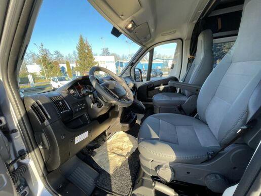 Peugeot Peugeot Globe-Traveller Voyager Z