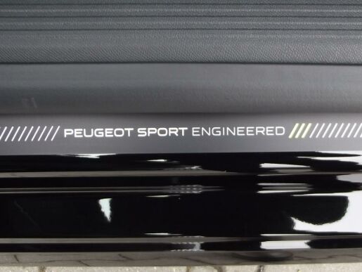 Peugeot 508 PSE HYBRID4 360 e-EAT8