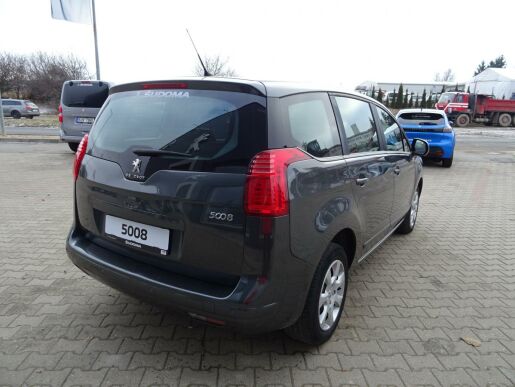 Peugeot 5008 Business 1.6 BlueHDi 115k MAN6