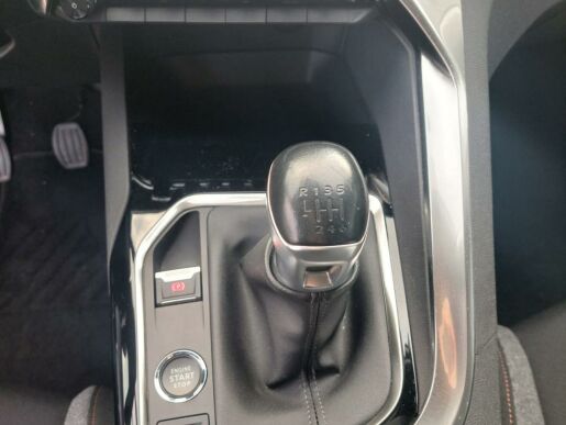 Peugeot 3008 ACTIVE PACK 1.5 HDi 130k MAN6