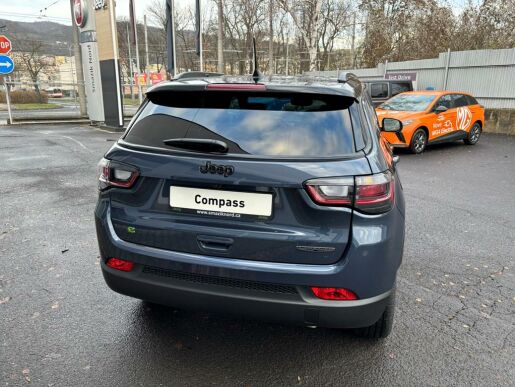 Jeep Compass 1,5 MHEV 130k 7AT NIGHT EAGLE