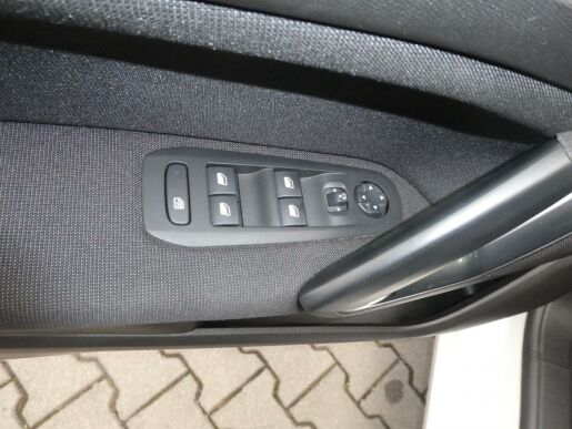 Peugeot 308 1.2 PureTech Allure EAT8