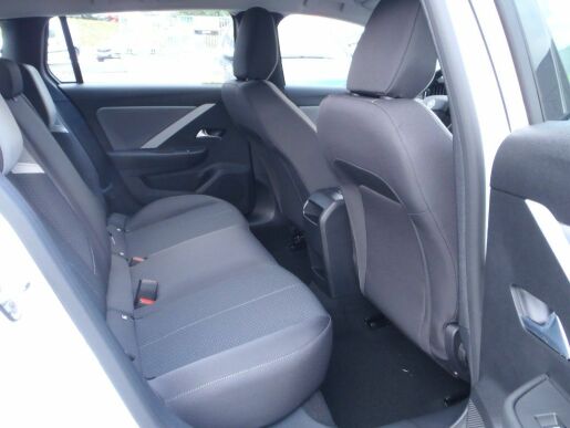 Opel Astra ST Edition 1.2Turbo