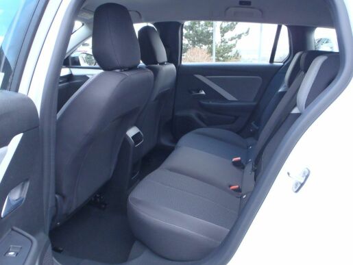 Opel Astra ST Edition 1.2Turbo