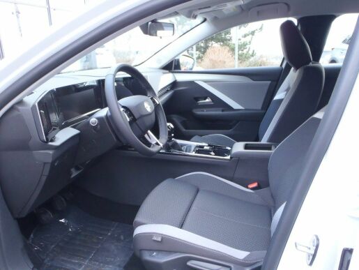Opel Astra ST Edition 1.2Turbo
