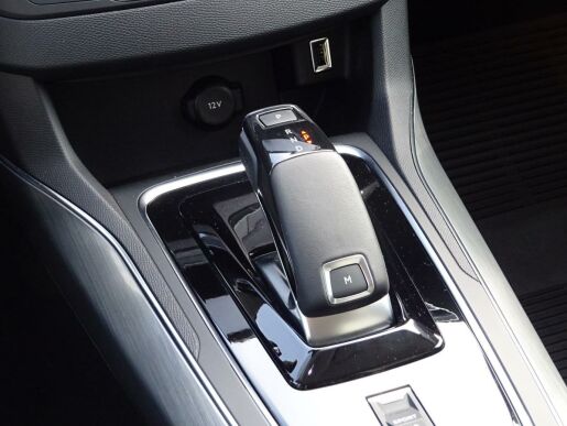 Peugeot 308 ALLURE 1.2 PureTech 130k EAT8