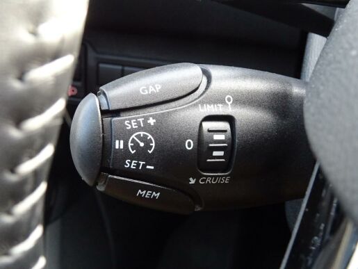 Peugeot 308 ALLURE 1.2 PureTech 130k EAT8
