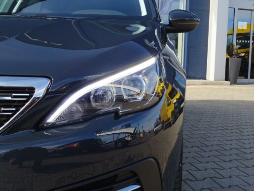 Peugeot 308 ALLURE 1.2 PureTech 130k EAT8