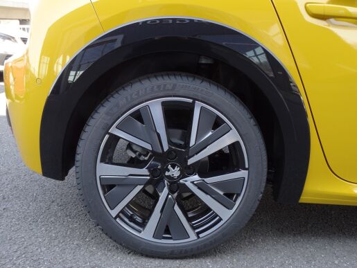 Peugeot 208 GT 1.5 BlueHDi 100k S&S MAN6