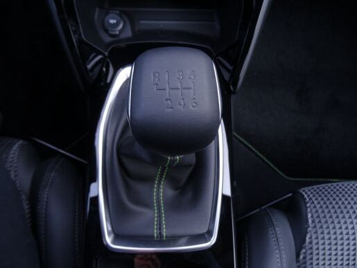 Peugeot 208 GT 1.5 BlueHDi 100k S&S MAN6