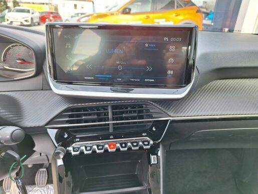 Peugeot 208 Style PureTech 100k MAN5