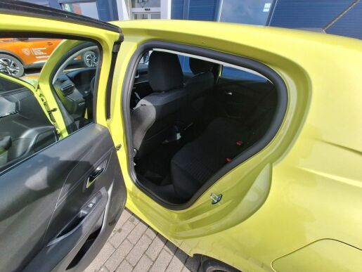Peugeot 208 Style PureTech 100k MAN5