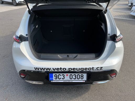 Peugeot 308 GT 1.5 BlueHDi 130HP EAT8