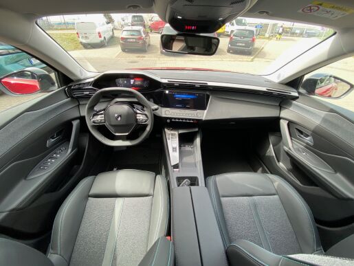 Peugeot 308 SW ALLURE Hybrid 136 e-DCS6 - 0432