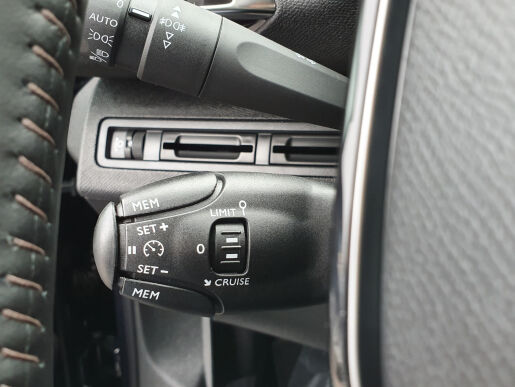 Peugeot 3008 3008 ACTIVE PACK 1.2 PureTech 130 S&S MAN6 