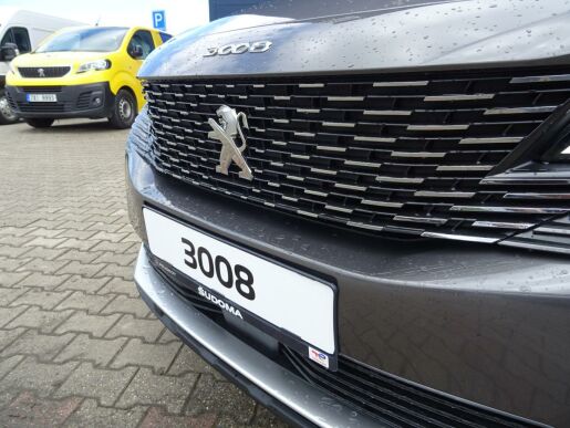 Peugeot 3008 ACTIVE PACK 1.2 130k MAN6