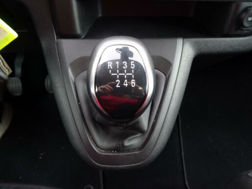 Peugeot Traveller ALLURE 2.0 BlueHDi 150k MAN6