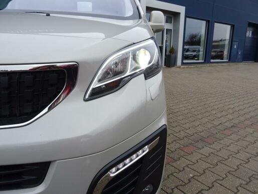 Peugeot Traveller ALLURE 2.0 BlueHDi 150k MAN6