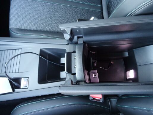 Peugeot 308 ALLURE PACK 1.5 BHDi 130k EAT8
