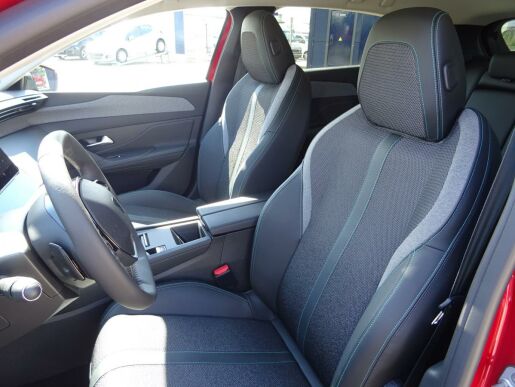 Peugeot 308 ALLURE PACK 1.5 BHDi 130k EAT8