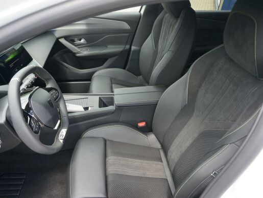 Peugeot 308 GT PACK 1.2 PureTech 130k EAT8