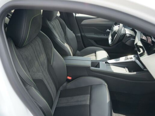 Peugeot 308 GT PACK 1.2 PureTech 130k EAT8
