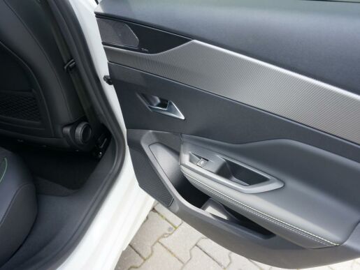 Peugeot 308 GT PACK 1.2 PureTech 130k EAT8