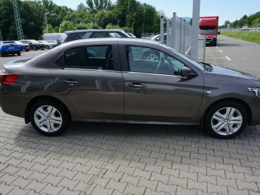 Peugeot 301 ALLURE 1.2 PureTech 82 MAN5