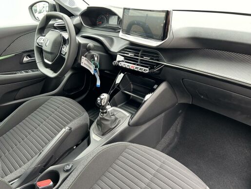 Peugeot 208 STYLE PureTech100 MAN6