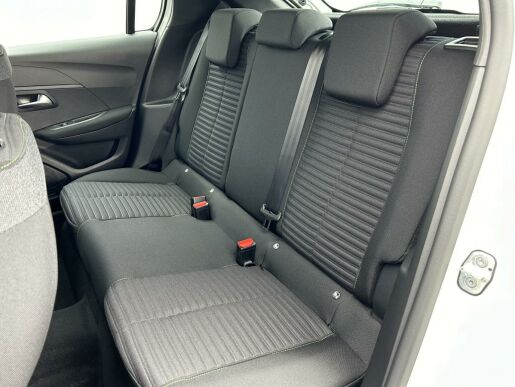 Peugeot 208 STYLE PureTech100 MAN6