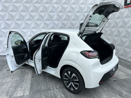 Peugeot 208 STYLE PureTech100 MAN6