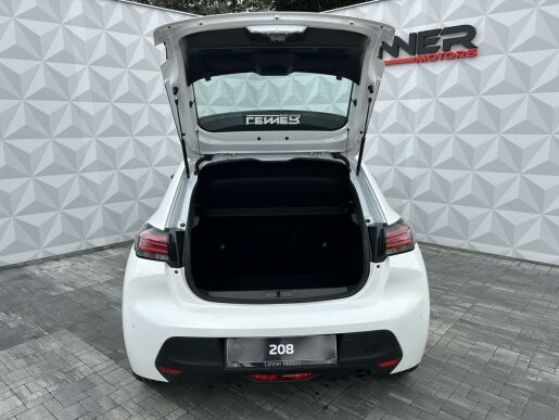 Peugeot 208 STYLE PureTech100 MAN6