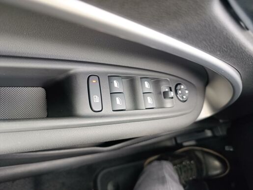 Jeep Avenger Altitude Electric 156k 54 kWh