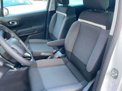 Citroën SUV C3 Aircross 1.2 PureTech 110 S&S MAN6 FEEL PACK  + Zimní pneumatiky 