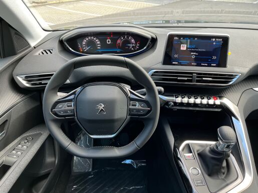 Peugeot 3008 ACTIVE PACK 1.2 PT 130 MAN6