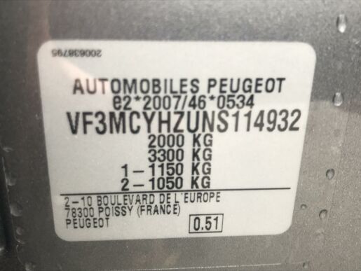 Peugeot 3008 1.5 BlueHDi ACTIVE P 130k EAT8