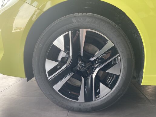 Peugeot 208 ALLURE PureTech 100 S&S MAN6