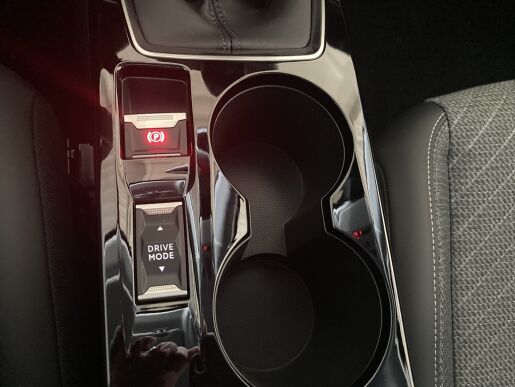 Peugeot 208 ALLURE PureTech 100 S&S MAN6