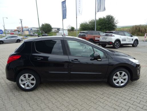 Peugeot 308 PREMIUM 1.6 HDi 90k MAN5